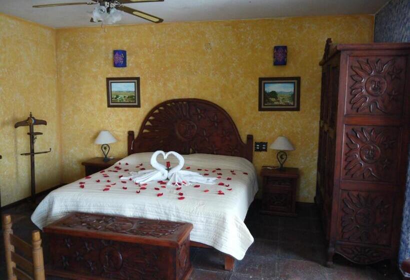 Suite with lake view, No Que No