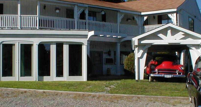 Номер Superior Кровать Кинг, Jenny S Country Manor