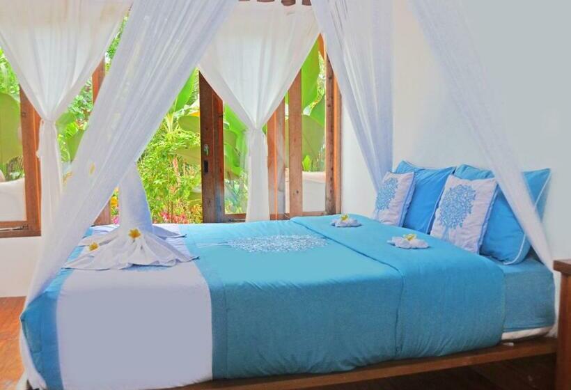 Семейный Номер Вид на Сад, Lagoona Beach Bungalows   Eco Stay