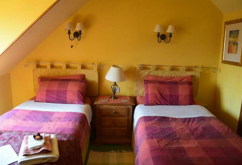 Номер Стандарт, Sunflower Bed & Breakfast