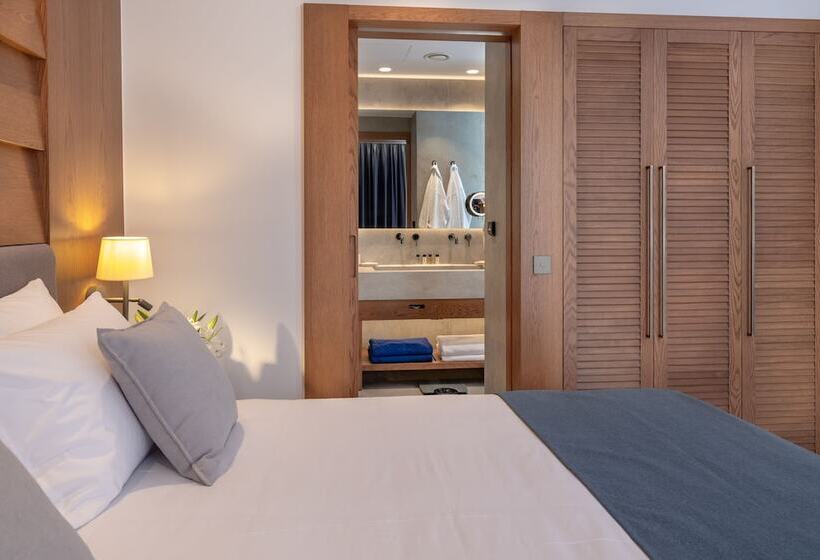 Четырехместный Номер Deluxe, Nana Golden Beach   All Inclusive