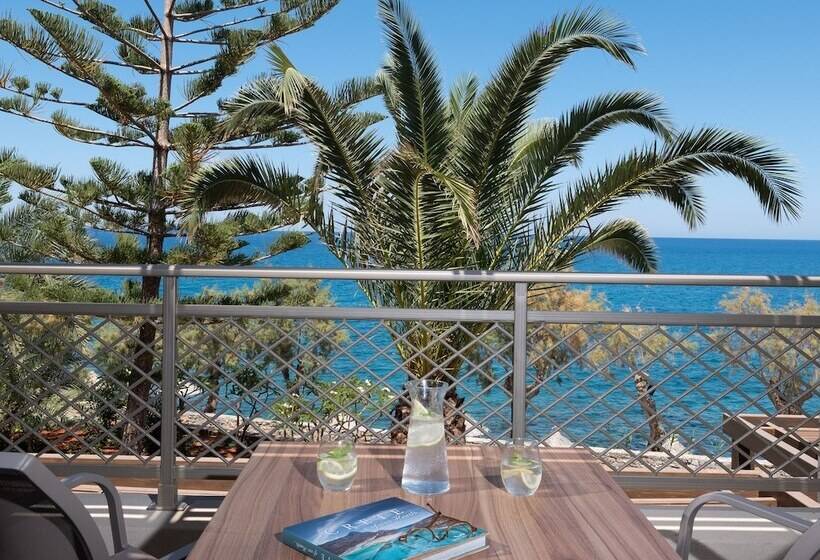 Четырехместный Номер Deluxe, Nana Golden Beach   All Inclusive
