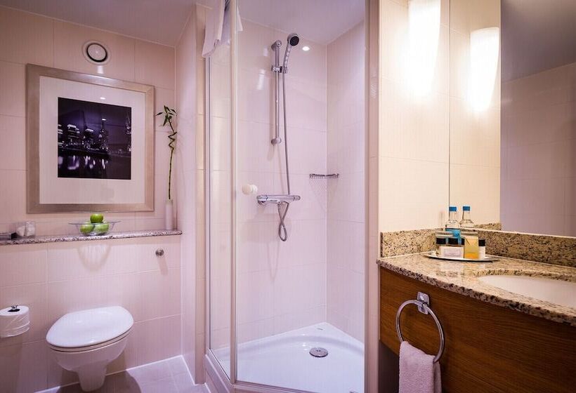 Апартаменты 2 Спальни, Marriott Executive Apartments London, Canary Wharf