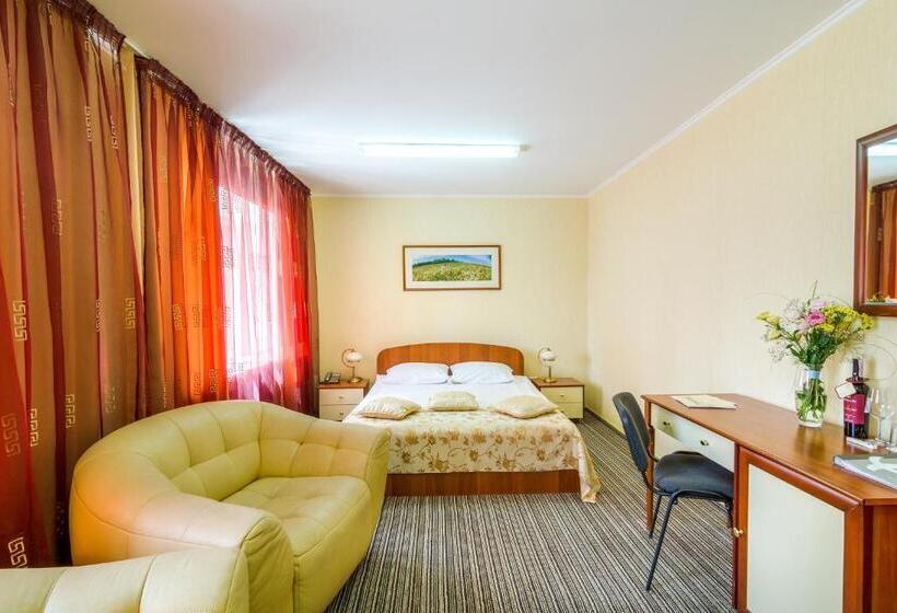 اتاق سوپریور, Raziotel Kryvyi Rih