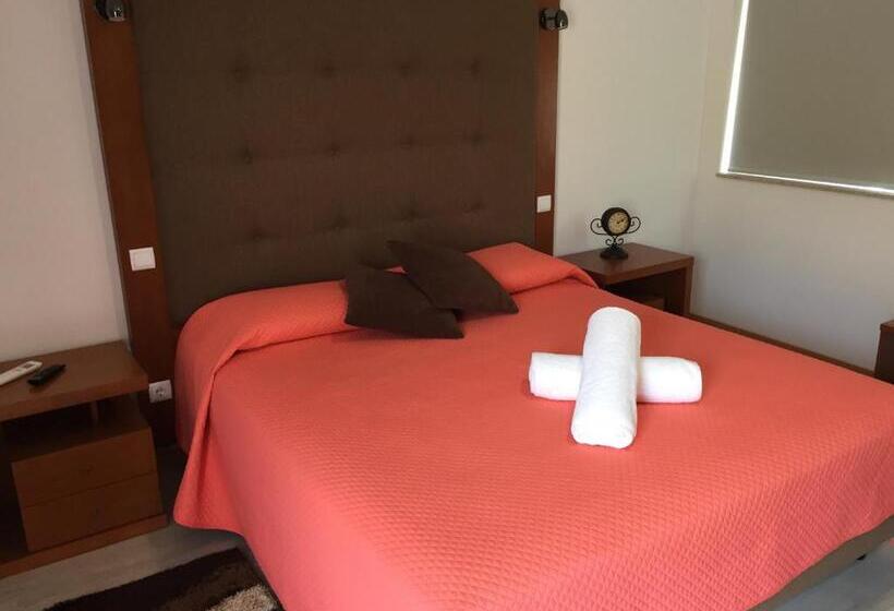 اتاق استاندارد با وان آب گرم, Quinta De Real