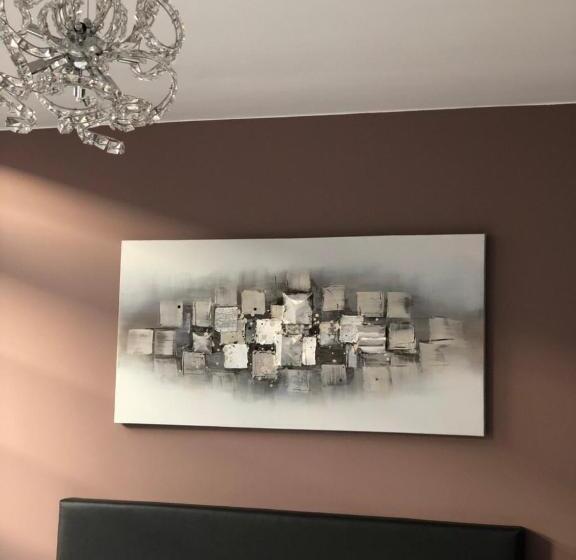 Quarto Familiar Deluxe, Inga