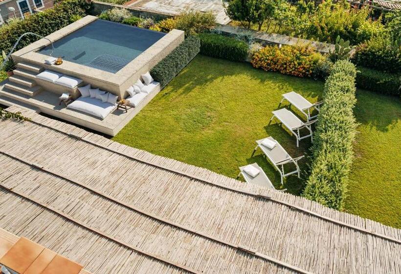 سوئیت با تخت بزرگ, Orablu Exclusive Villas