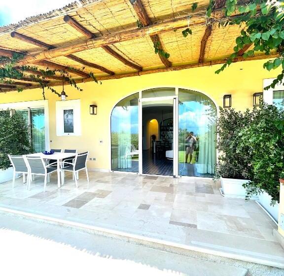 سوییت سوپریور با چشم‌انداز دریا, Orablu Exclusive Villas
