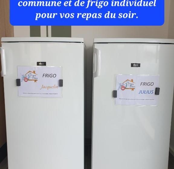 سوئیت 2 خوابه, Chez Les J Folais   3 Kms Puy Dufou   Les Epesses