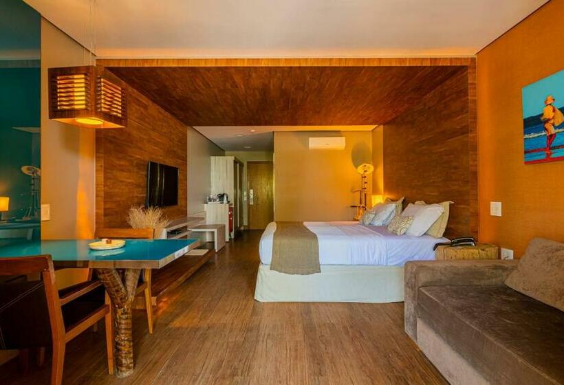 디럭스 스위트, Carmel Charme Resort
