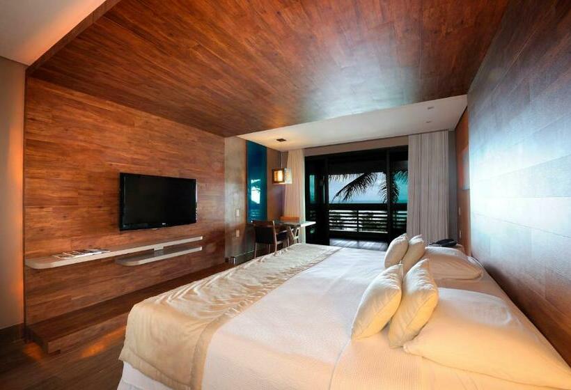 سوییت سوپریور, Carmel Charme Resort