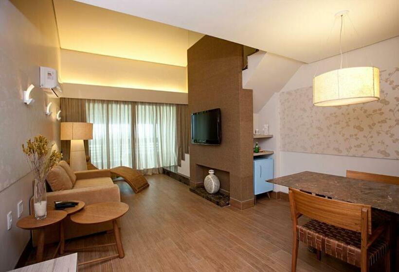 سوییت دوبلکس, Carmel Charme Resort