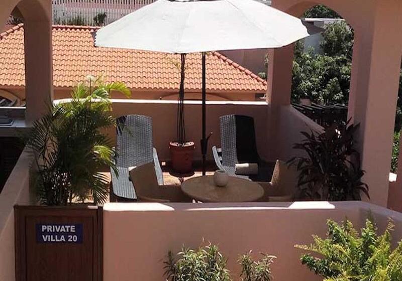 Standard Studio King Bed, Acanto Hotel Playa Del Carmen, Trademark Collection By Wyndham