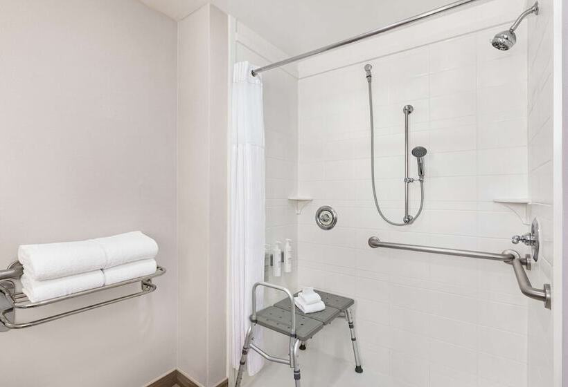 סוויטת ג'וניור מותאמת לאדם עם מוגבלויות, Hilton Garden Inn South Padre Island Beachfront