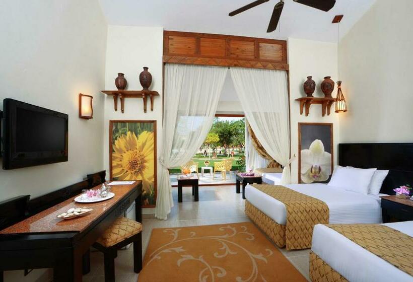 بانگلوی استاندارد, Pickalbatros Jungle Aqua Park  Neverland Hurghada