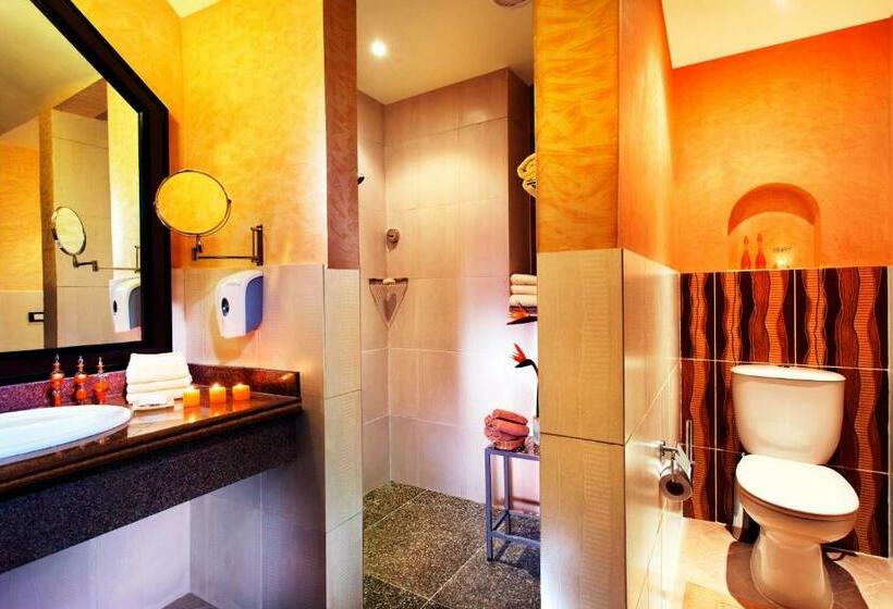بانگلوی استاندارد, Pickalbatros Jungle Aqua Park  Neverland Hurghada