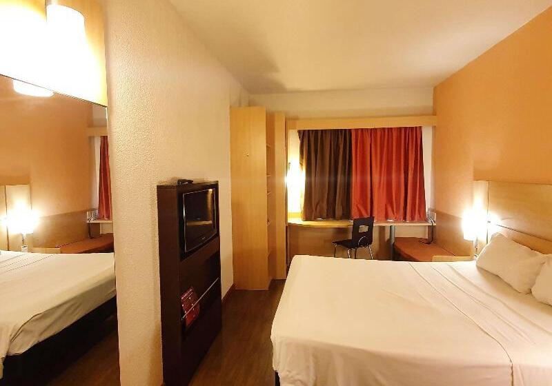 Люкс, Kata Sea Breeze Resort   Sha Plus