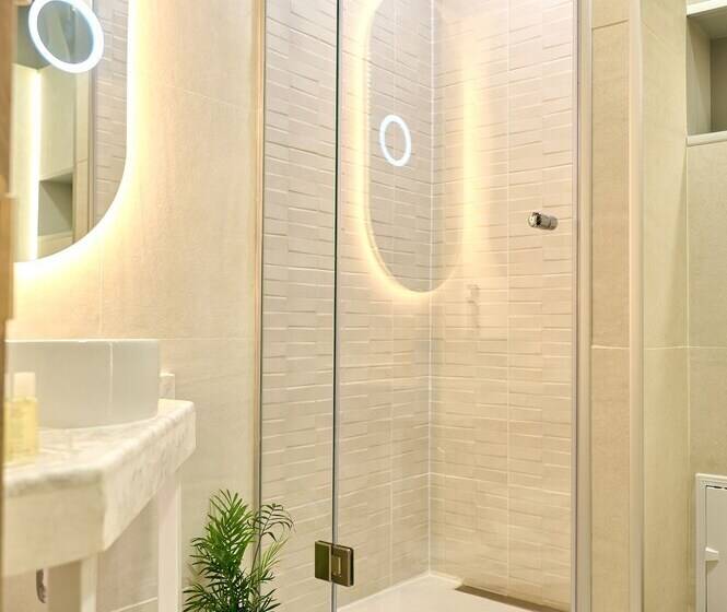 1 Bedroom Apartment City View, Malibu Mamaia