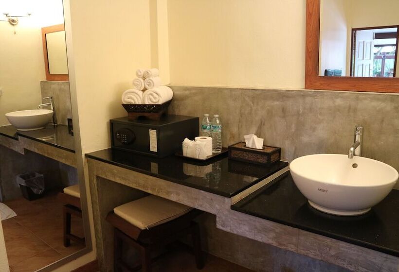 스위트, Palita Lodge   Sha Plus