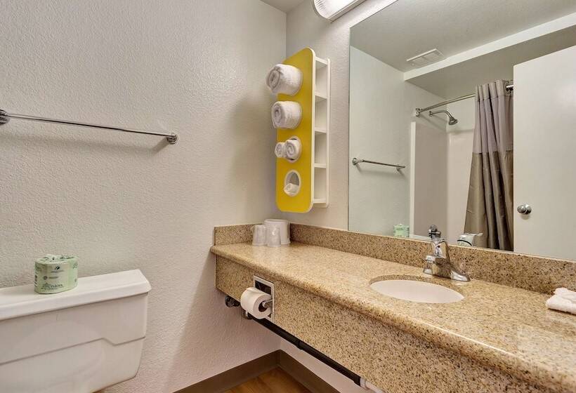 Номер Стандарт Адаптированный для Инвалидов, Motel 6 Belmont, Ca   San Francisco   Redwood City
