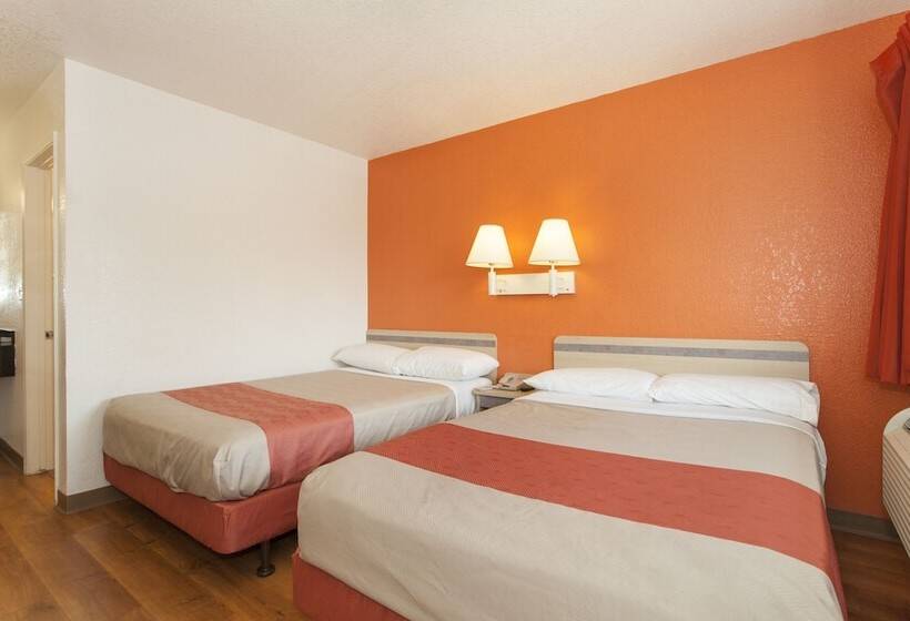 Номер Deluxe, Motel 6 Belmont, Ca   San Francisco   Redwood City