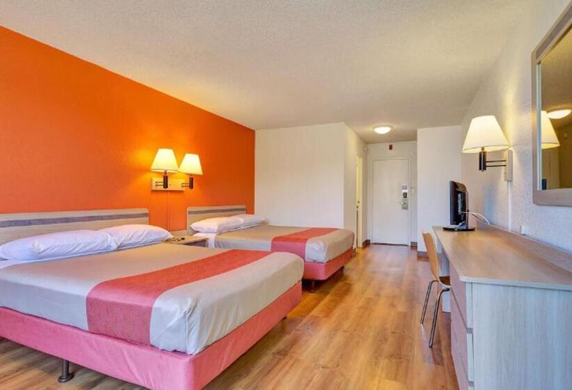 Номер Deluxe, Motel 6 Belmont, Ca   San Francisco   Redwood City