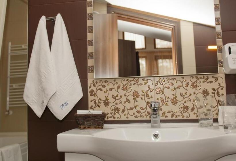 Люкс, Radina's Way Hotel