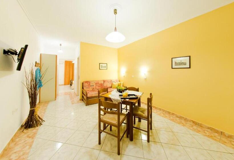 Апартаменты 1 Спальня, Remezzo Studios & Apartments