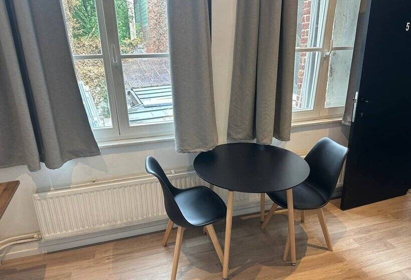 스탠다드 룸, Bed Collège