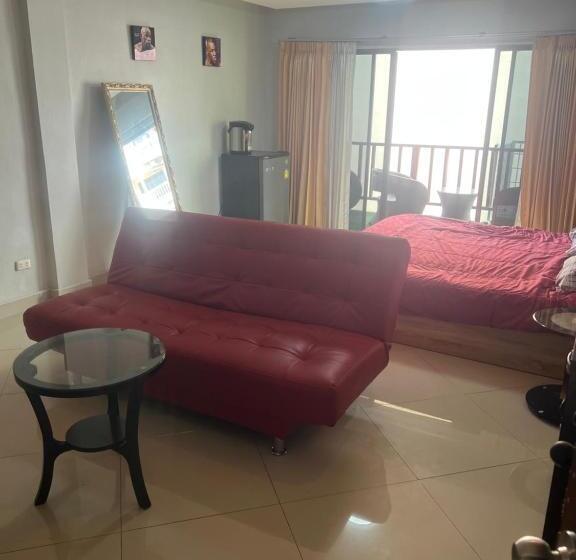 اتاق لوکس با بالکن, Jomtien Beach Hostel & Guesthouse