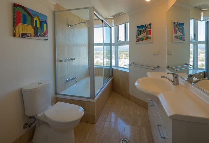 Апартаменты 2 Спальни, Burleigh Surf Apartments