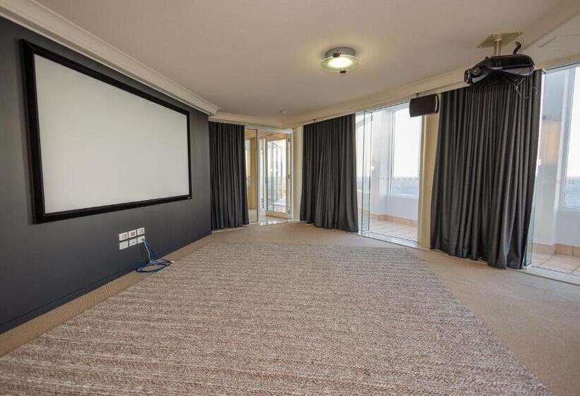 Апартаменты Пентхаус 1 Спальня, Burleigh Surf Apartments