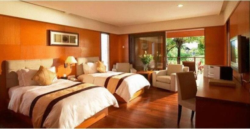 Номер Deluxe, Duyong Marina & Resort