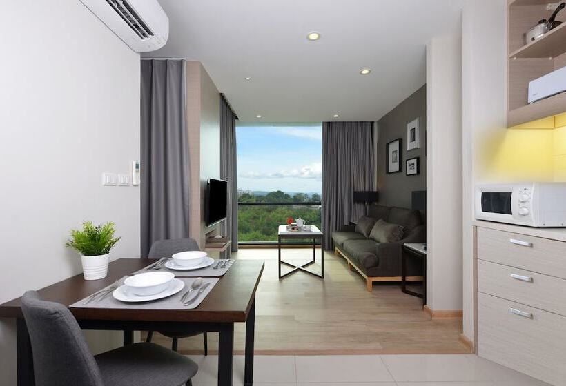 풀장 전망 스위트, Altera Hotel And Residence By At Mind
