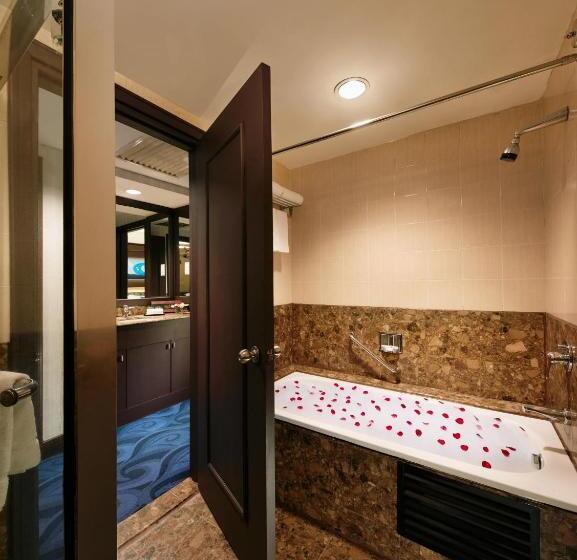 Трехместный Номер Deluxe, Mardhiyyah Hotel And Suites