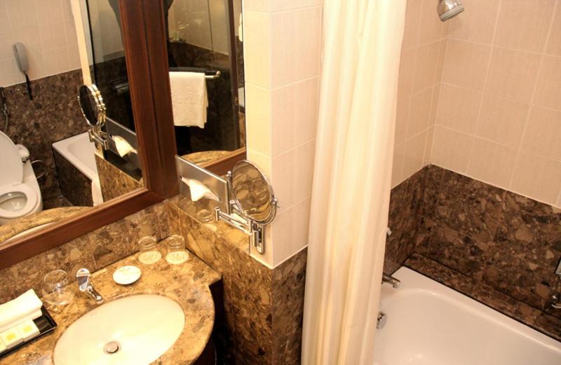 Четырехместный Номер Стандарт, Mardhiyyah Hotel And Suites