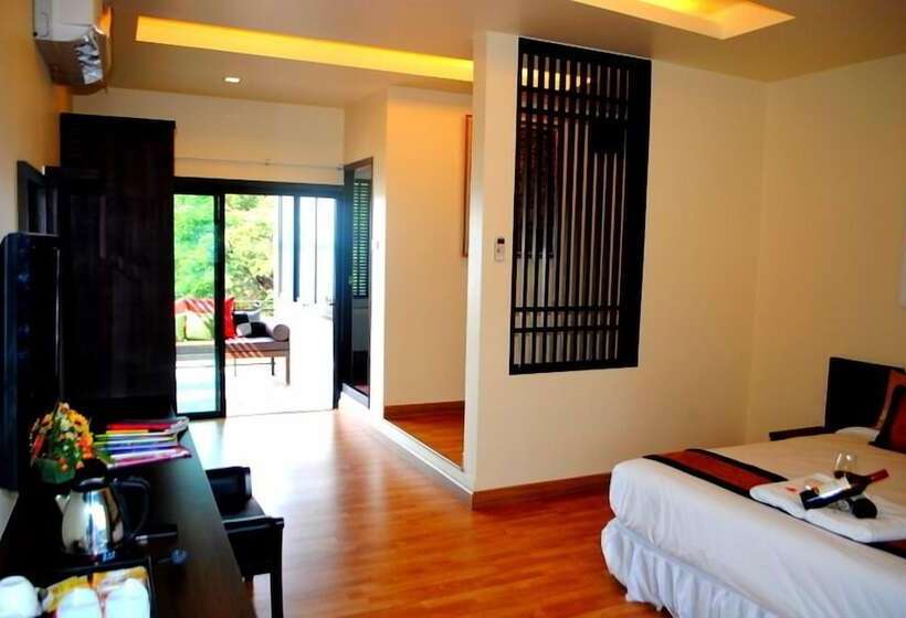 سوئیت با چشم‌انداز رودخانه, Monsane River Kwai Resort