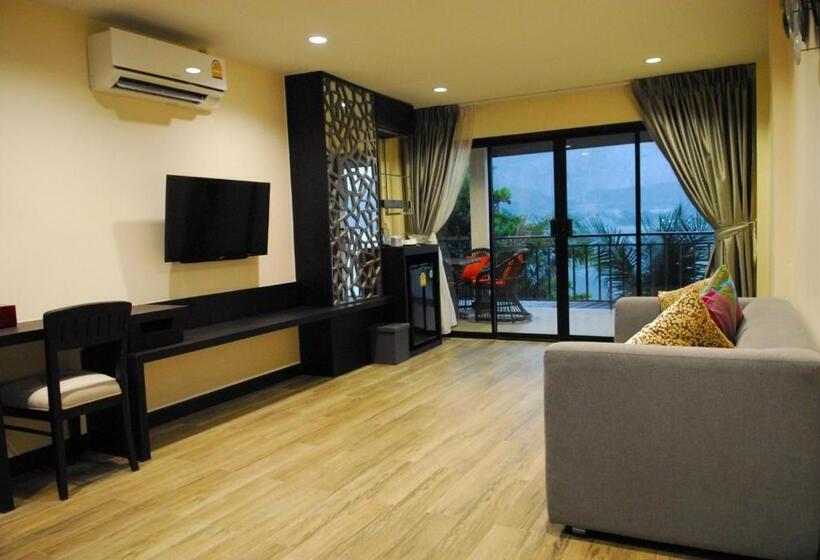 2 Bedrooms Suite 2 Bedrooms River View, Monsane River Kwai Resort