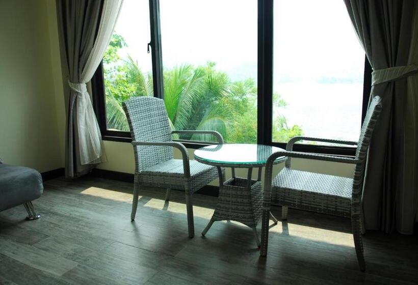 강 전망 스위트, Monsane River Kwai Resort
