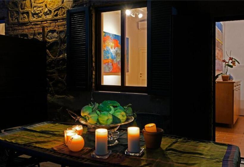 庭の見える１ベッドルームアパートメント, Agriturismo Podere Il Leccio