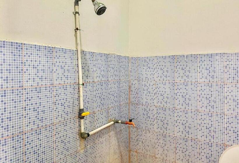 Номер Стандарт, Ekas Beach Guesthouse Mitra Reddoorz