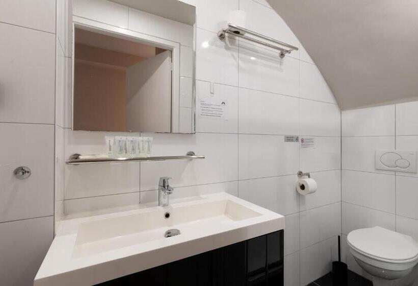 استودیوی لوکس, Midtown Hotel Twin Studio