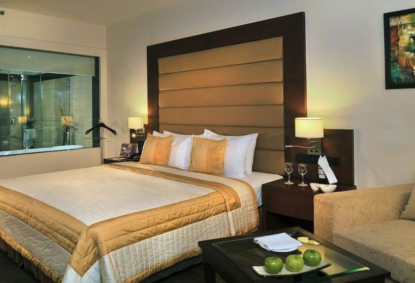 Superior Oda, Country Inn & Suites By Radisson, Gurugram Sector 12