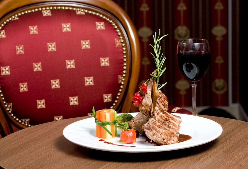 اتاق سوپریور, Manhattan Hotel & Restaurant