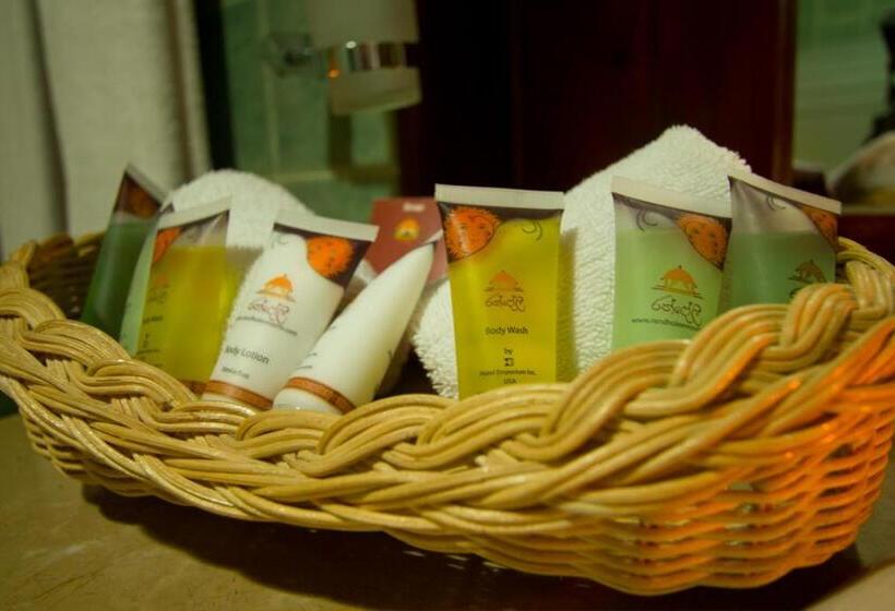 اتاق لوکس با چشم‌انداز, Randholee Resort & Spa