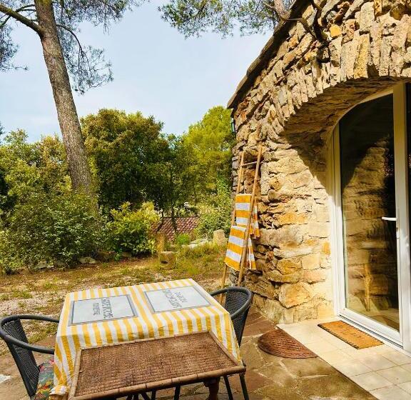 Номер Стандарт, Cabanon Sainte Victoire