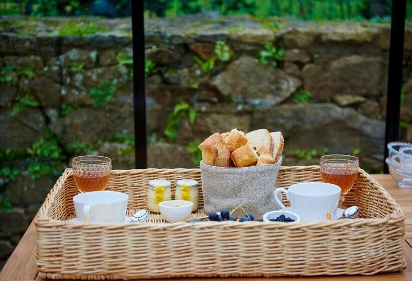 Номер Стандарт Вид на Парк, Manoir Des Petites Bretonnes