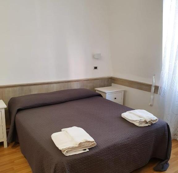 标准间, Camere Santa Rita