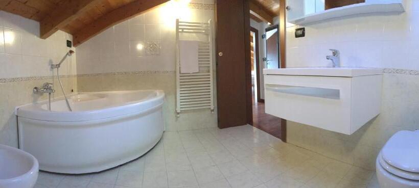 سوییت, Casa Dany