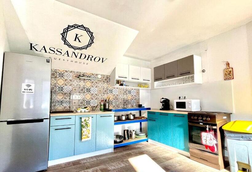 Семейный Номер Вид на Горы, Kassandrova Guest House & Spa